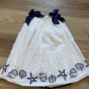 Seashell-themed embroidered dress. 3T.